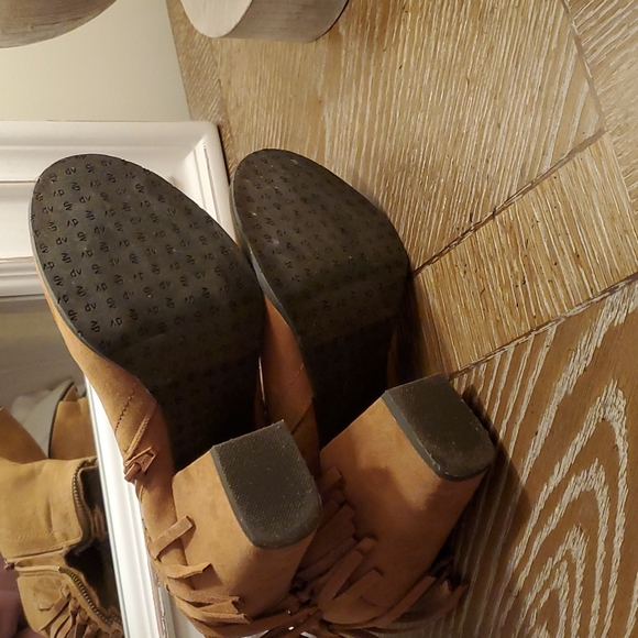 Booties - Picture 3 of 3